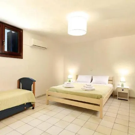 Hermes - Luxury Páros